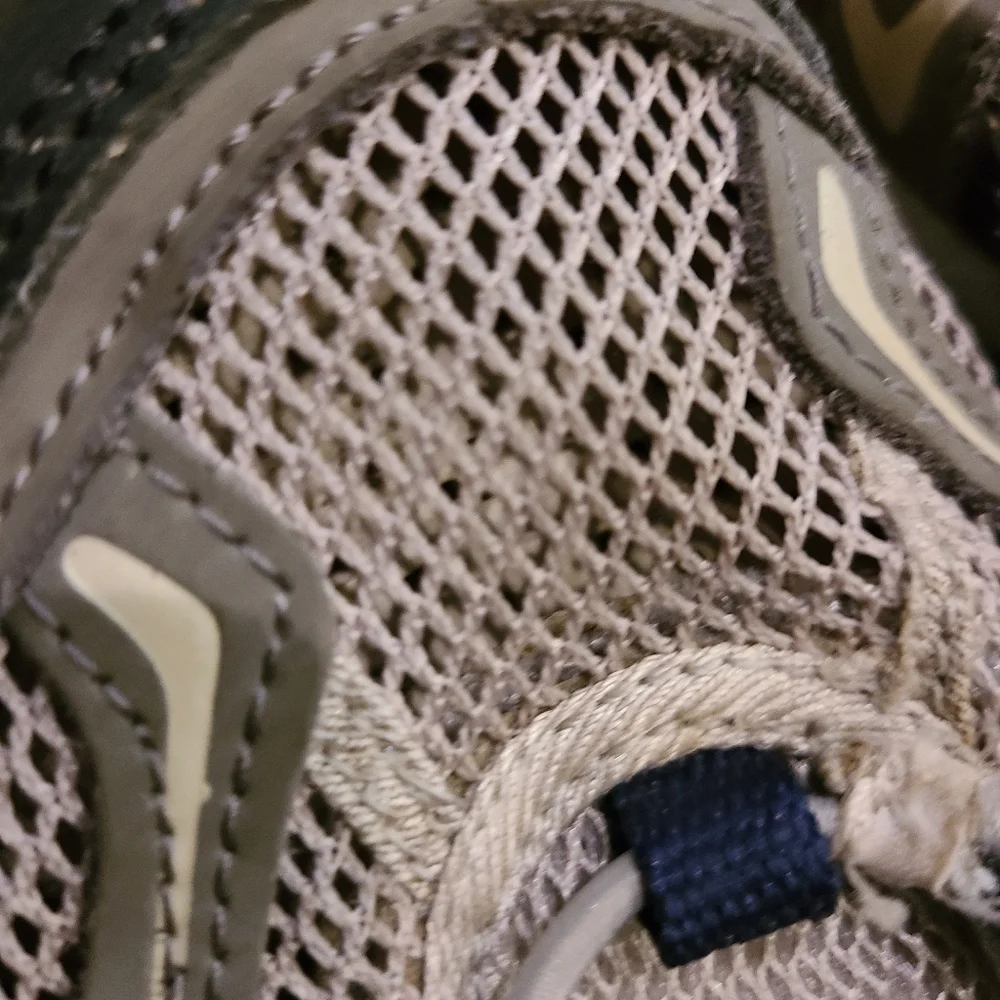 Bass Sneakers